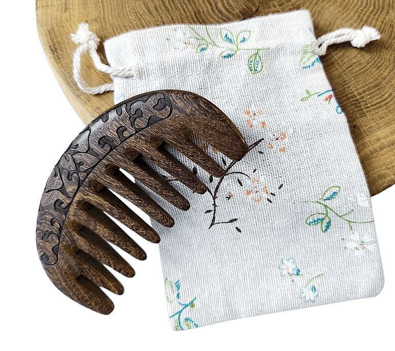 Dřevěný hřeben s plátěném sáčku ARCO 1